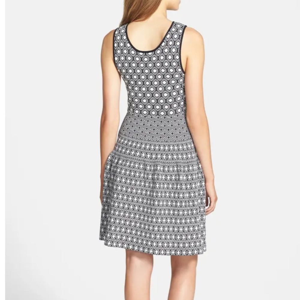 Charlie jade Anthropologie fit flare dress size s - Picture 2 of 7